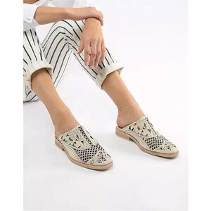 Free People Paramount Cream leather cut out loafer eu 39 or us 8.5